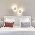 Courseine Hotel