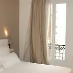 Courseine 3* Courbevoie