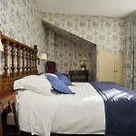 Courseine Hotel Courbevoie