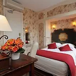 Hotel Courseine Courbevoie