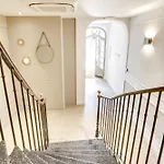 Hotel Courseine Courbevoie