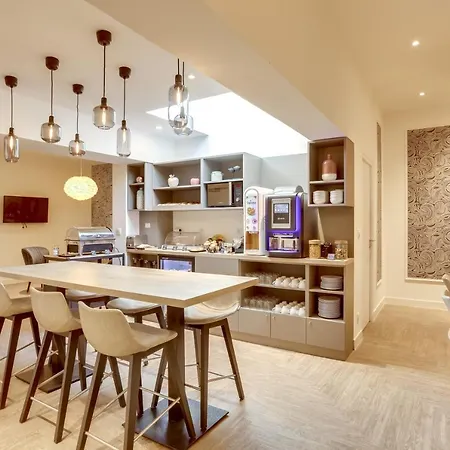 Courseine Hotel 3*