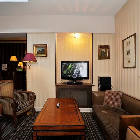 Courseine Hotel
