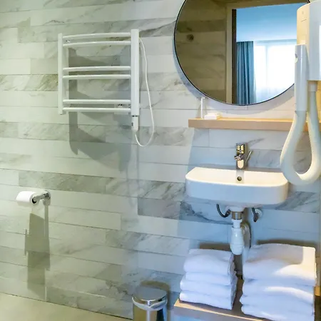 Courseine Hotel 3*