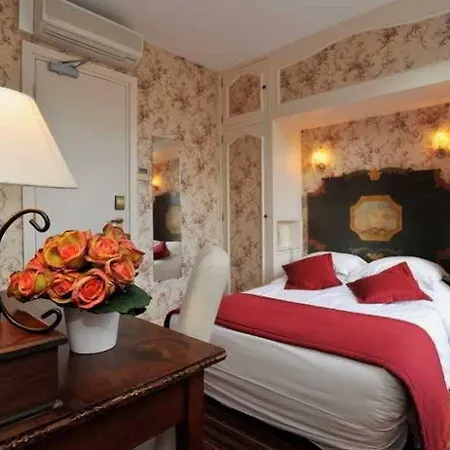 Hotel Courseine Courbevoie