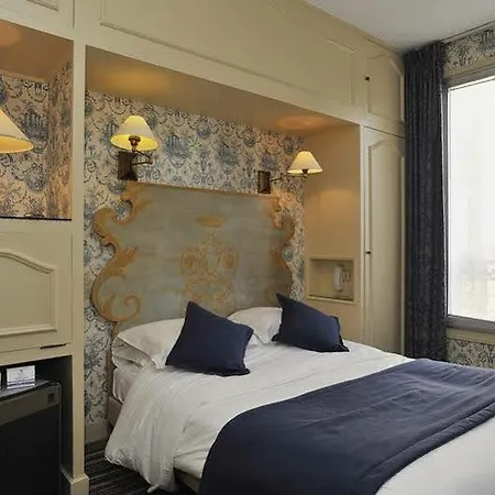 Courseine Hotel Courbevoie
