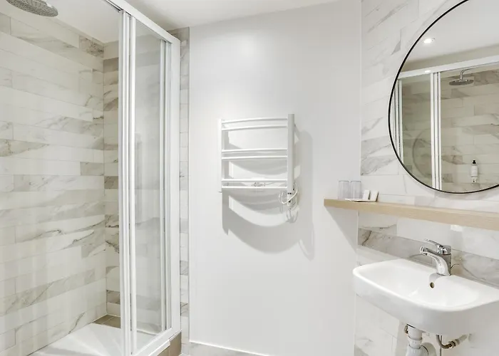 Courseine Hotel 3*
