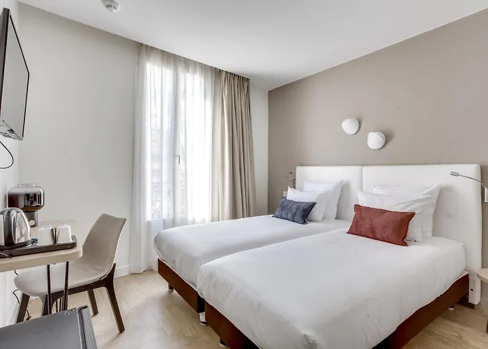 Hotel Courseine 3*