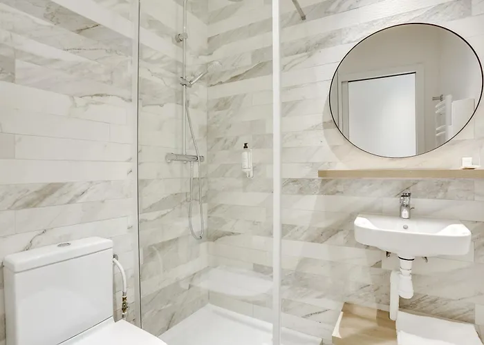 Courseine 3* Courbevoie