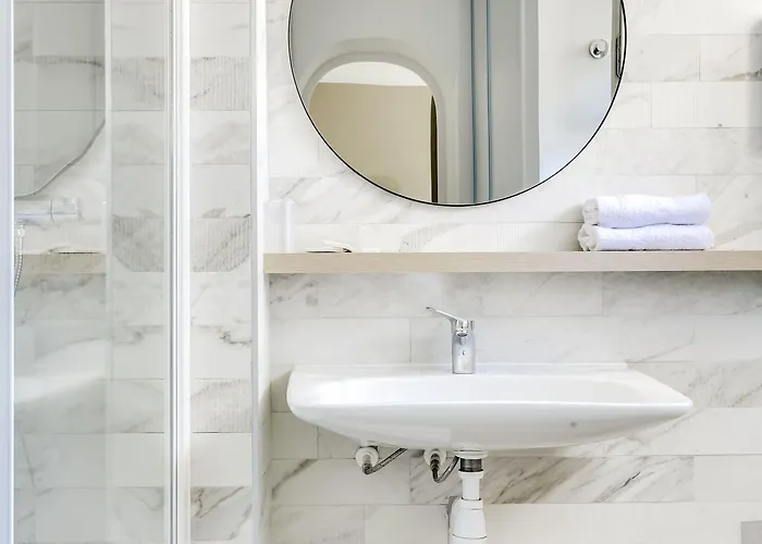 Courseine 3* Courbevoie