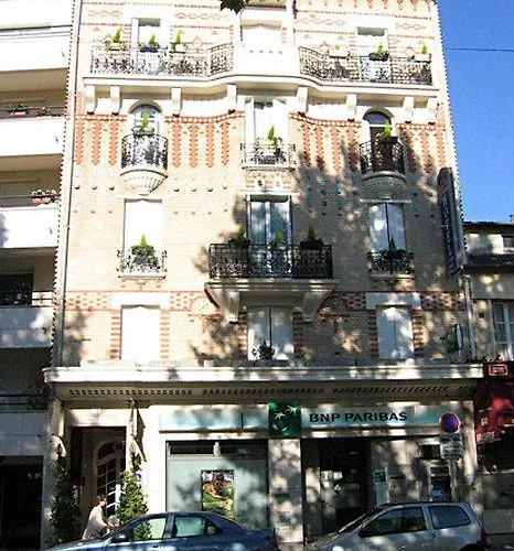 Hotel Courseine 3*