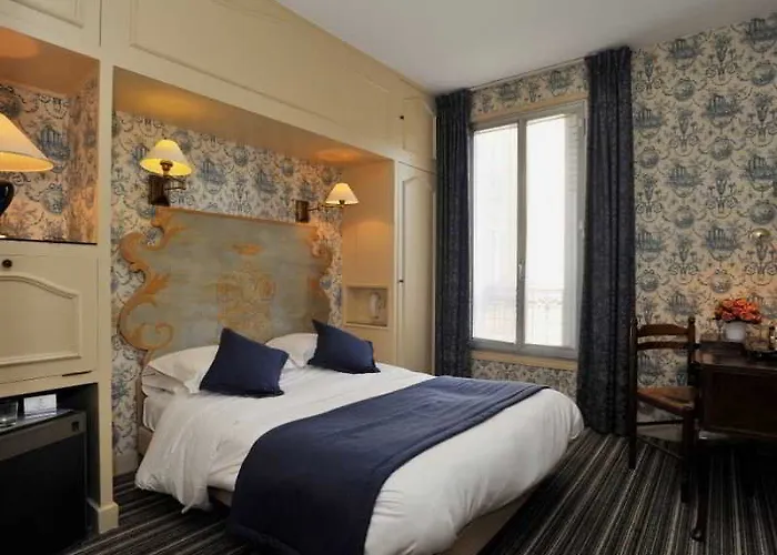 Courseine Hotel 3*