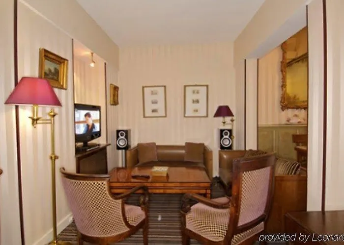 Courseine Hotel