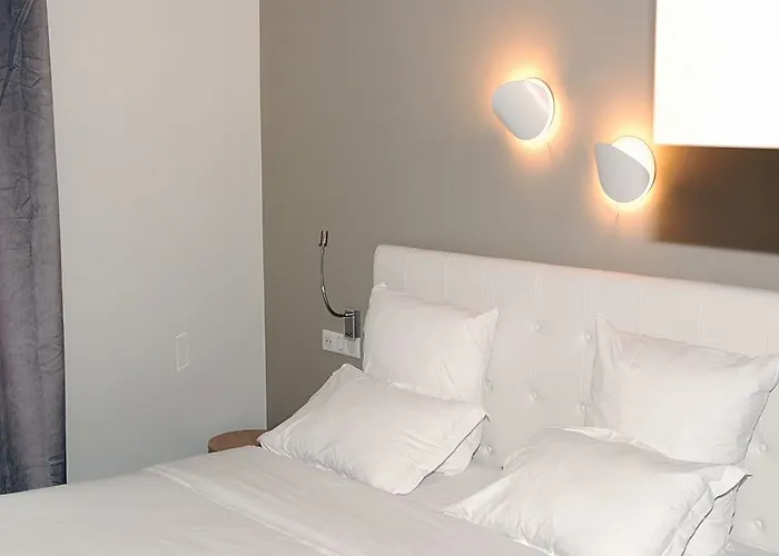 Courseine Hotel 3*