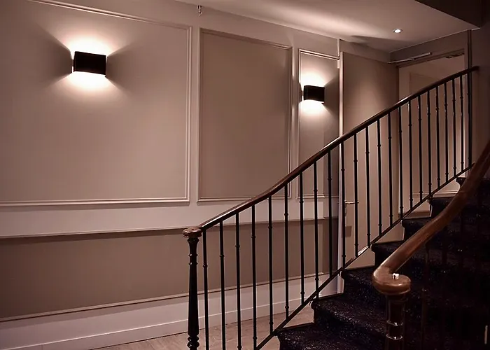 Courseine 3* Courbevoie