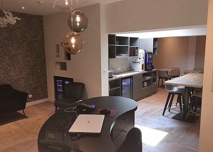 Courseine Hotel