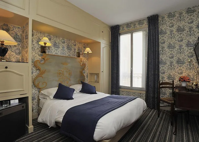 Courseine Hotel 3*