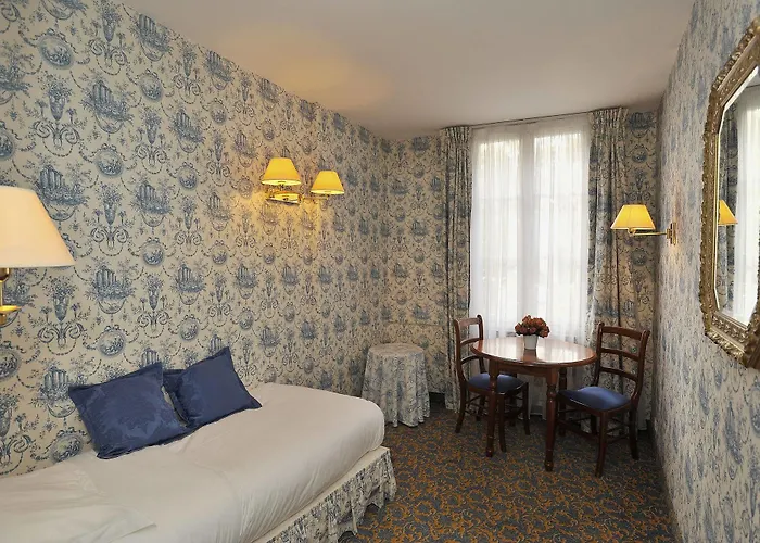 Courseine Hotel Courbevoie