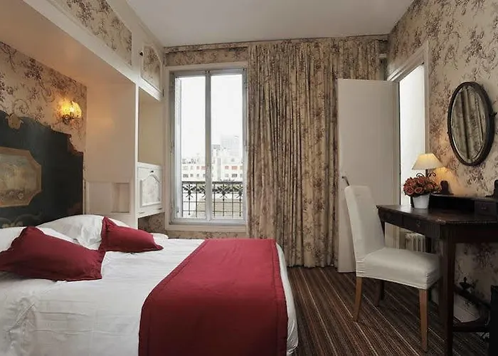 Courseine Hotel Courbevoie