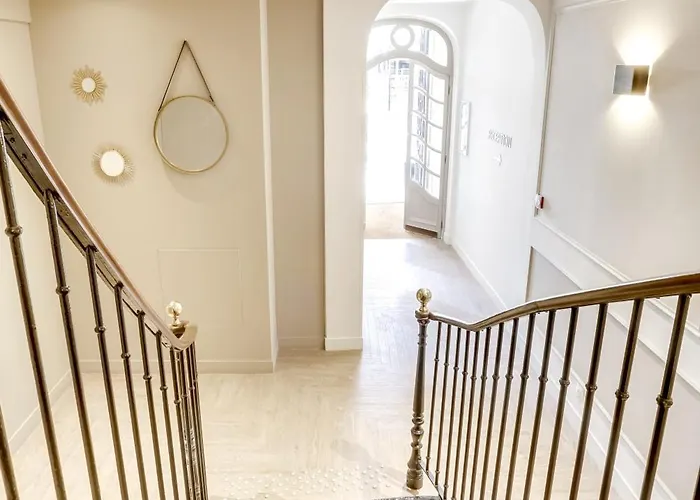 Hotel Courseine Courbevoie