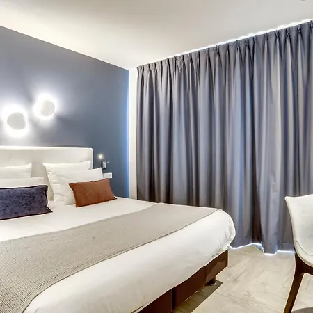 Courseine Hotel