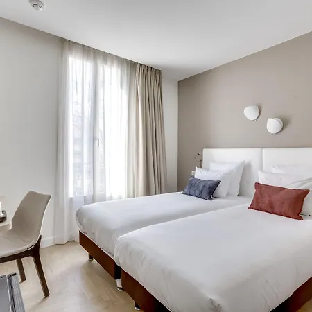Courseine Hotel