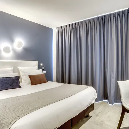 Hotel Courseine 3*