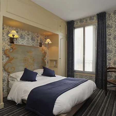 Courseine Hotel 3*